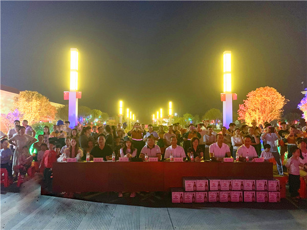 永州紅獅舉辦“壯麗70年，奮斗新時(shí)代”國(guó)慶晚會(huì)暨 員工集體生日會(huì)